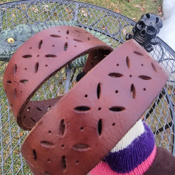 Women's Leather Tooled Tan Boho Belt M - Picture 3 of 4